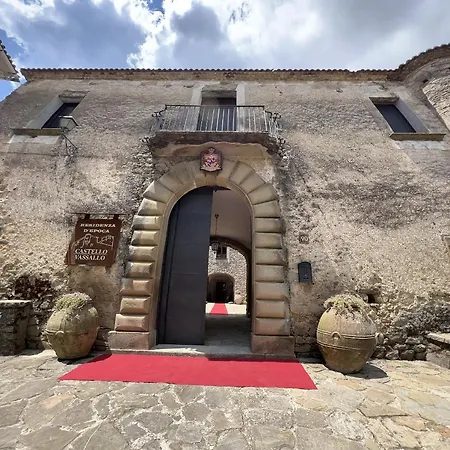 Relais Castello Vassallo 3*
