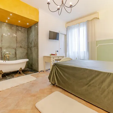 Acomodação com café da manhã  Ospitalità Deluxe Castello Vassallo 4*