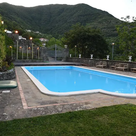 Acomodação com café da manhã  Ospitalità Deluxe Castello Vassallo Stella Cilento
